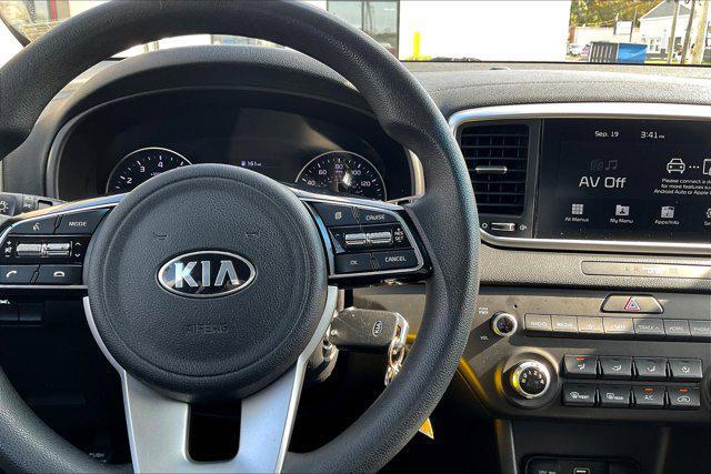 Photo of 2022 Pacific Blue Kia Sportage