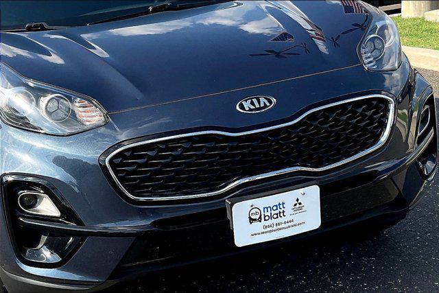 Photo of 2022 Pacific Blue Kia Sportage