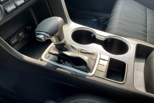 Photo of 2022 Pacific Blue Kia Sportage