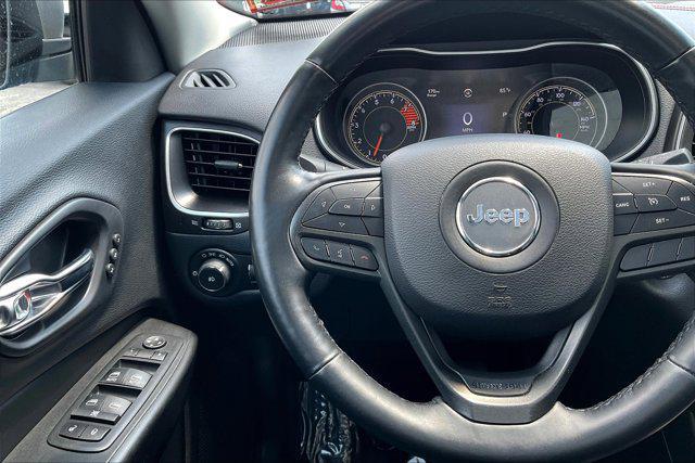 Photo of 2019 Hydro Blue Pearlcoat Jeep Cherokee