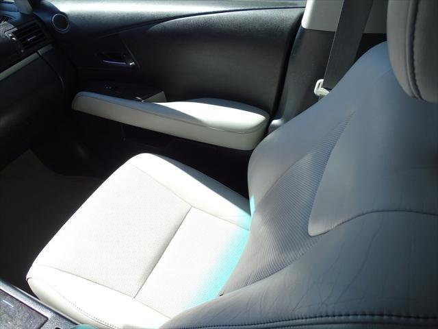 Photo of 2013 WHITE Lexus RX 350