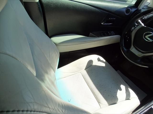 Photo of 2013 WHITE Lexus RX 350