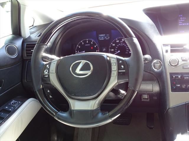 Photo of 2013 WHITE Lexus RX 350
