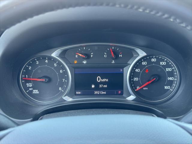Photo of 2022 White Frost Tricoat GMC Terrain