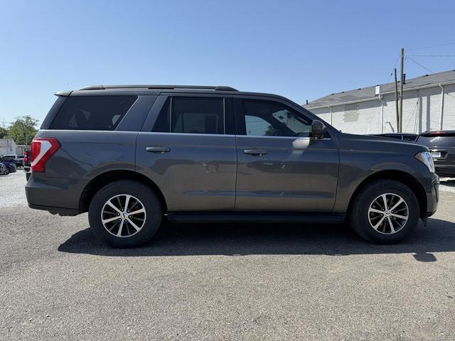 Photo of 2018 Magnetic Ford Expedition