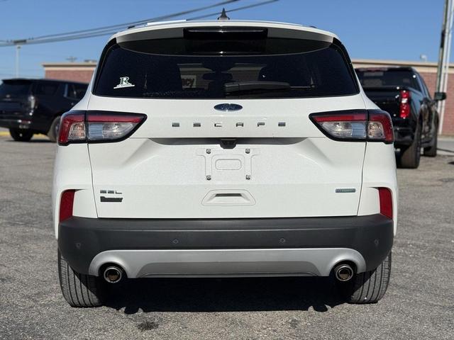 Photo of 2020 Star White Metallic Tri-Coat Ford Escape