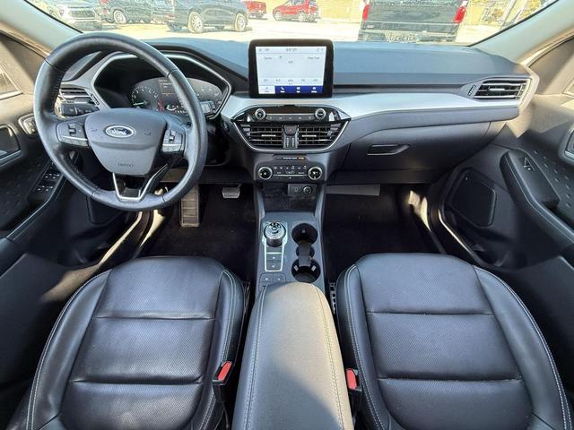 Photo of 2020 Star White Metallic Tri-Coat Ford Escape