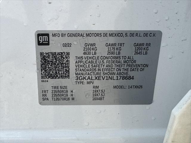 Photo of 2022 Summit White GMC Terrain