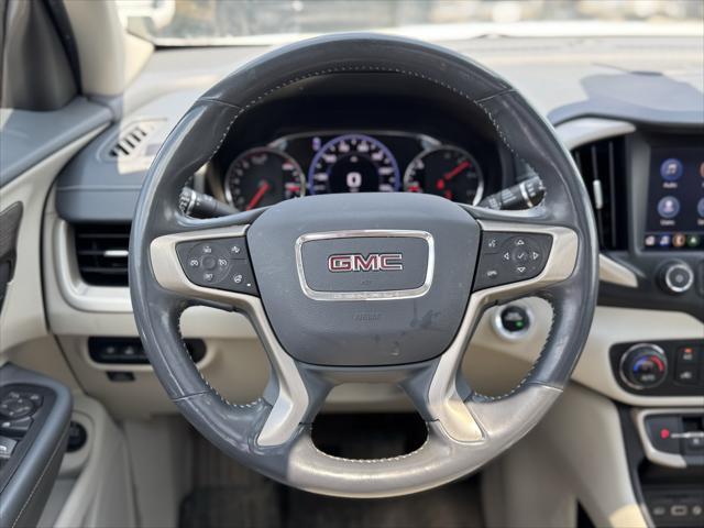 Photo of 2022 Summit White GMC Terrain