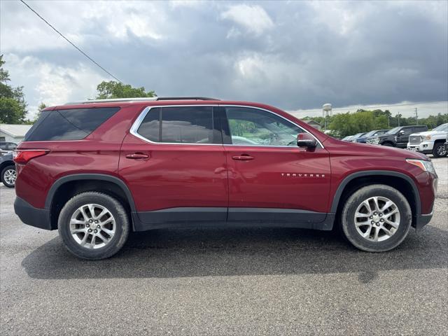 Photo of 2018 Cajun Red Tintcoat Chevrolet Traverse