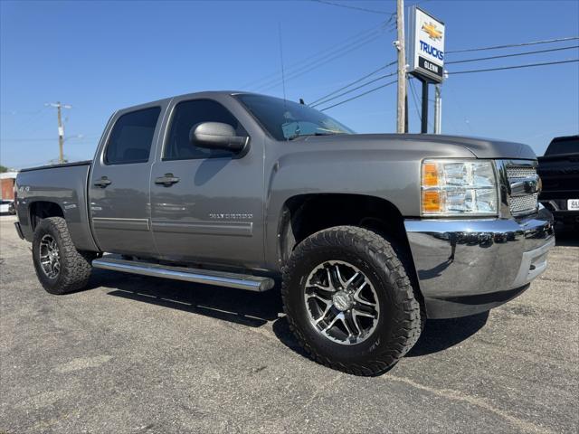 Photo of 2013 Graystone Metallic Chevrolet Silverado 1500