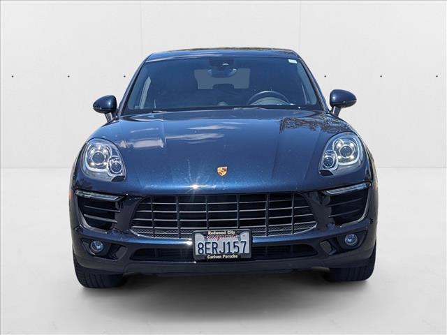 Photo of 2018 Blue Porsche Macan