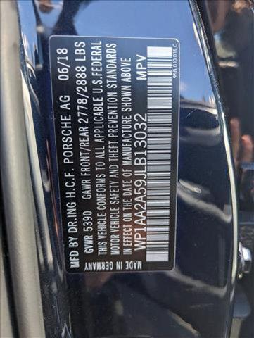 Photo of 2018 Blue Porsche Macan
