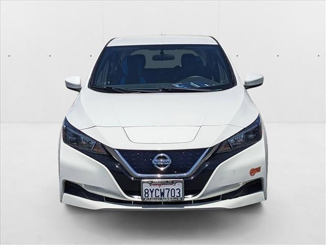 Photo of 2019 Glacier White Nissan Leaf