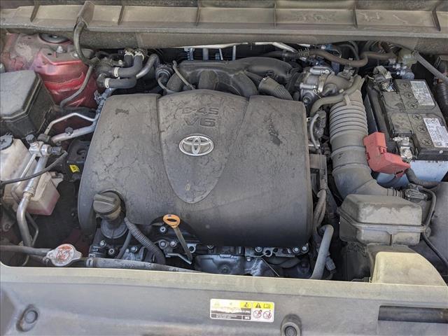 Photo of 2022 Ruby Flare Pearl Toyota Highlander