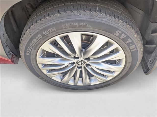Photo of 2022 Ruby Flare Pearl Toyota Highlander