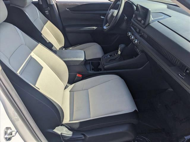 Photo of 2024 Platinum White Pearl Honda CR-V