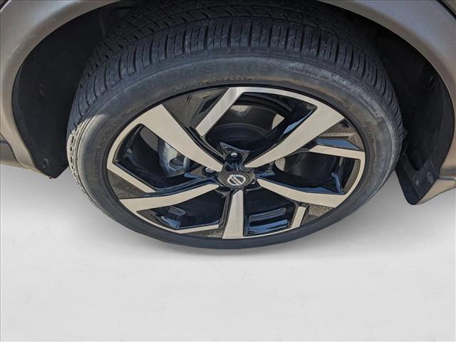 Photo of 2022 Magnetic Black Pearl Nissan Rogue Sport