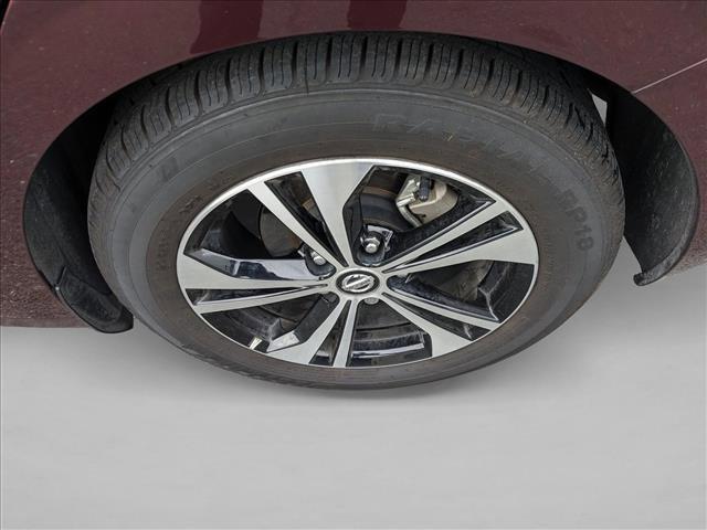Photo of 2022 Rosewood Metallic Nissan Sentra