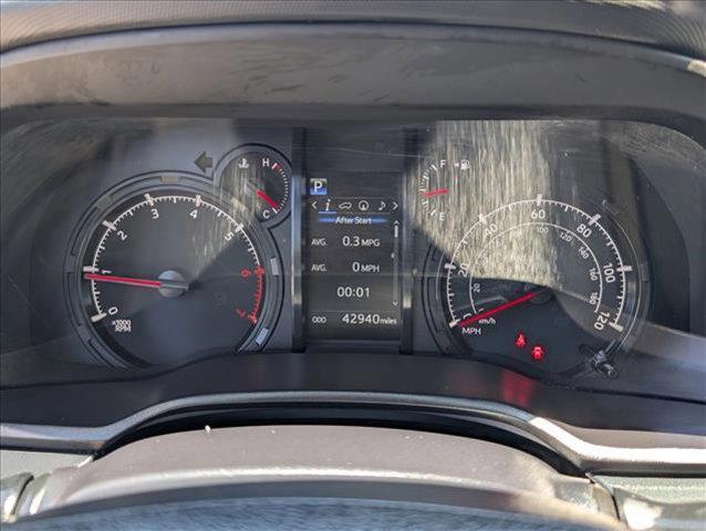 Photo of 2022 White Toyota 4Runner