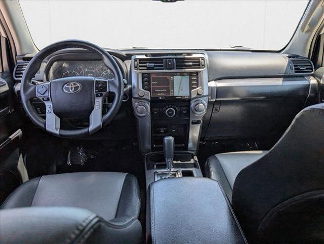 Photo of 2022 White Toyota 4Runner