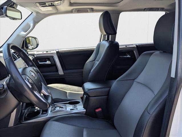 Photo of 2022 White Toyota 4Runner