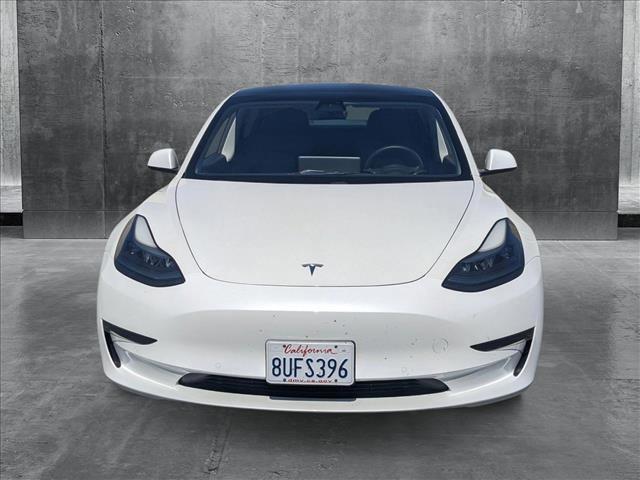 Photo of 2021 Pearl White Multi-Coat Tesla Model 3