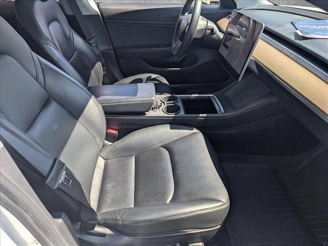 Photo of 2021 Pearl White Multi-Coat Tesla Model 3