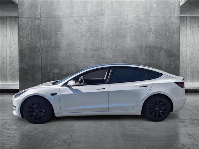 Photo of 2021 Pearl White Multi-Coat Tesla Model 3
