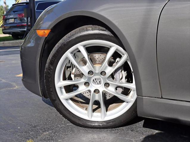 Photo of 2013 GRAY Porsche Boxster