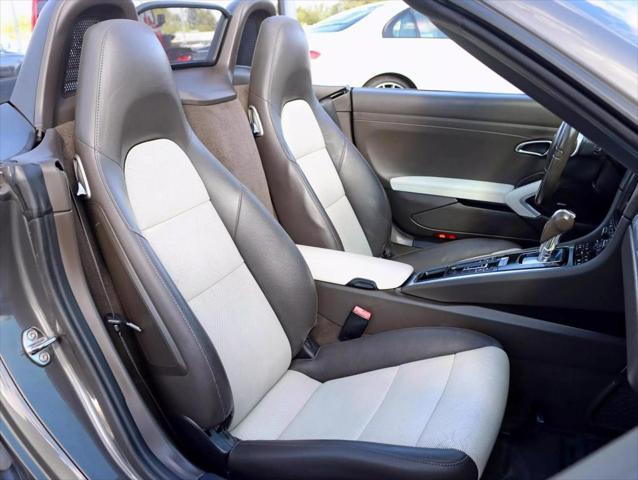 Photo of 2013 GRAY Porsche Boxster