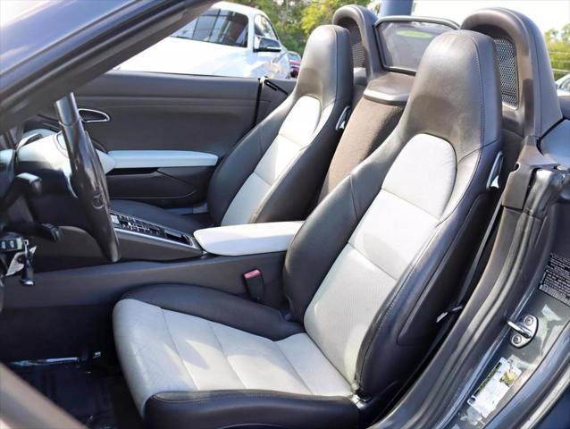 Photo of 2013 GRAY Porsche Boxster