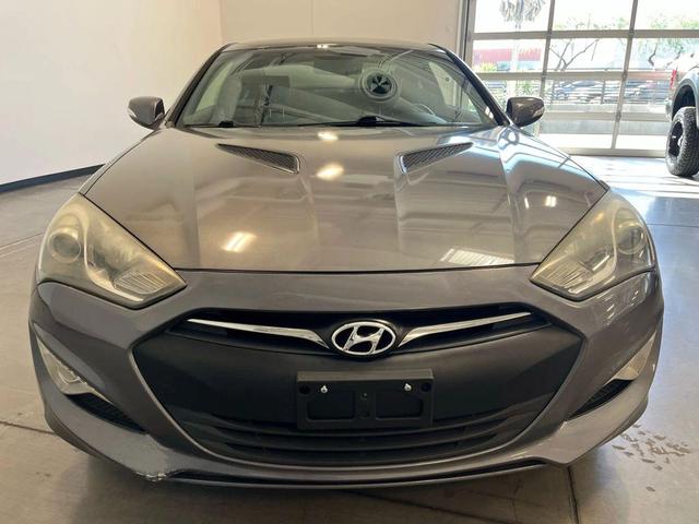 Photo of 2014 Empire State Gray Hyundai Genesis Coupe