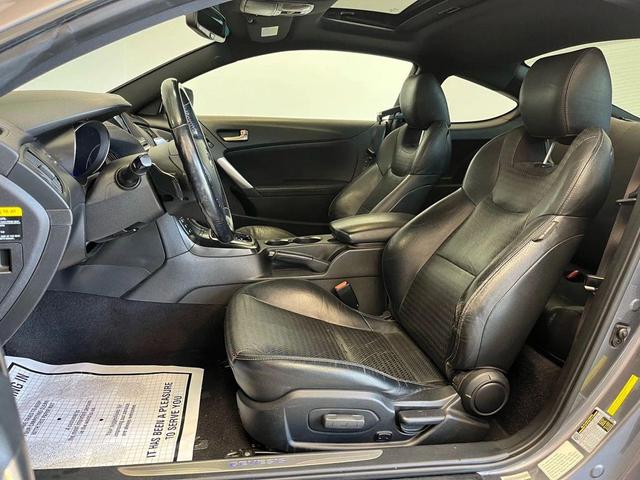 Photo of 2014 Empire State Gray Hyundai Genesis Coupe