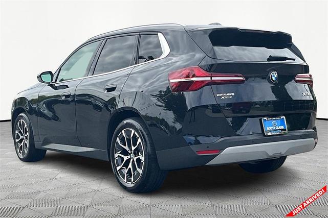 Photo of 2025 Black Sapphire Metallic BMW X3