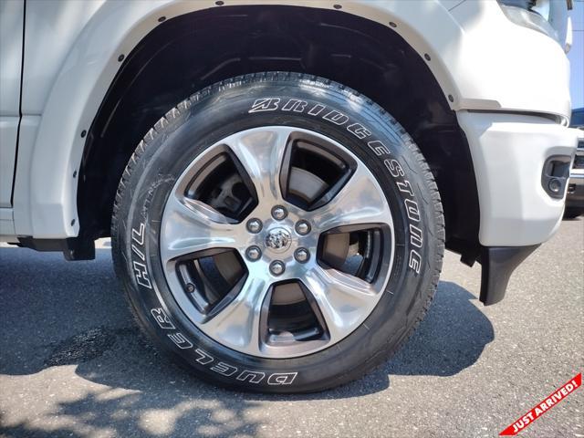Photo of 2022 Bright White Clearcoat RAM 1500
