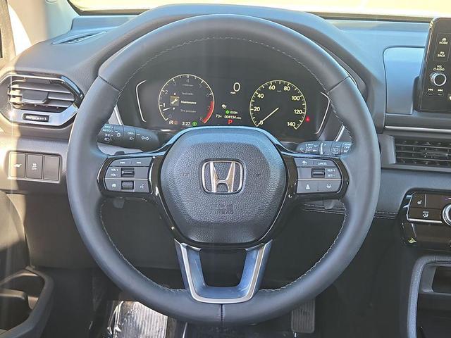 Photo of 2025 Platinum White Pearl Honda Pilot
