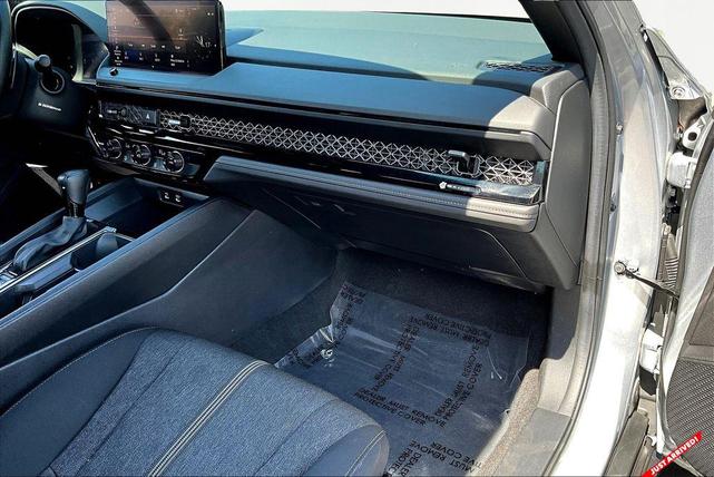 Photo of 2024 Solar Silver Metallic Honda Accord Hybrid