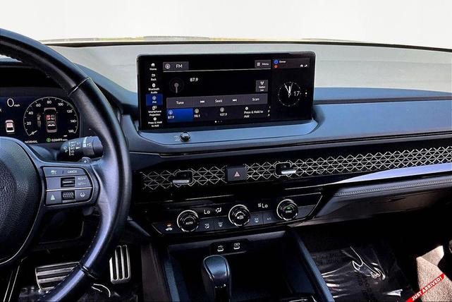 Photo of 2024 Solar Silver Metallic Honda Accord Hybrid