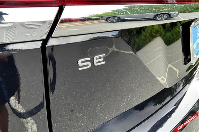 Photo of 2024 Deep Black Pearl Volkswagen Atlas