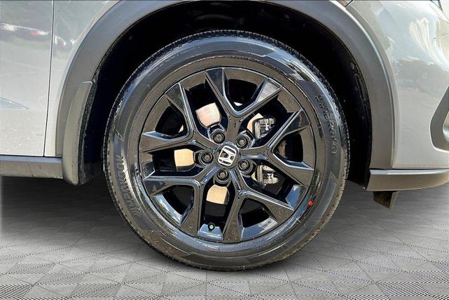 Photo of 2024 Urban Gray Pearl Honda HR-V