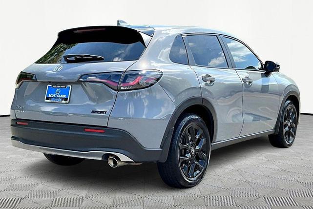 Photo of 2024 Urban Gray Pearl Honda HR-V
