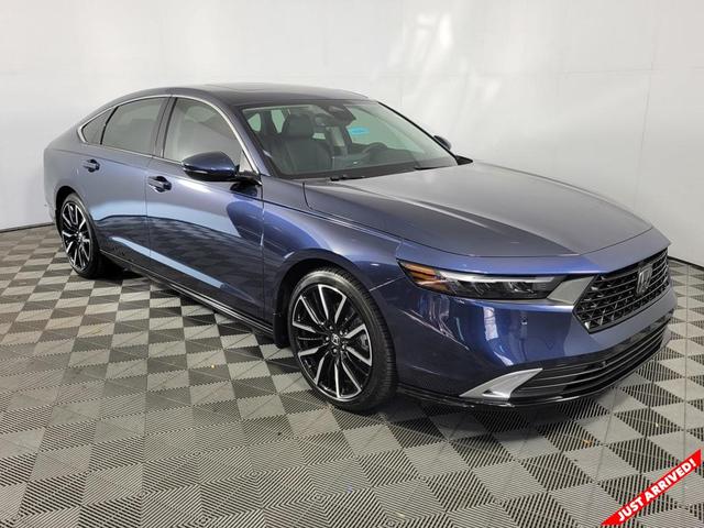 Photo of 2025 Canyon River Blue Metallic Honda Accord Hybrid