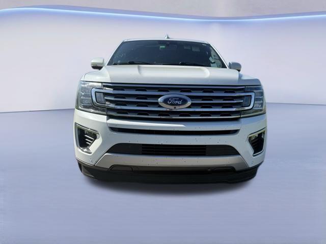 Photo of 2020 White Ford Expedition Max