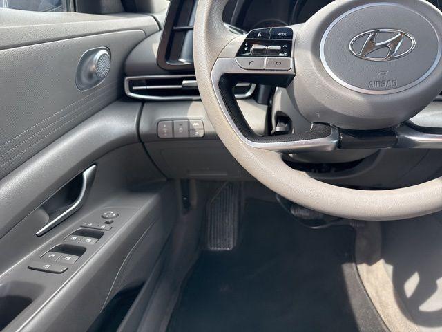 Photo of 2021 Quartz White Hyundai ELANTRA