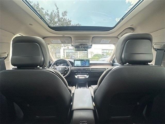 Photo of 2025 Harbor Gray Metallic Lincoln Corsair