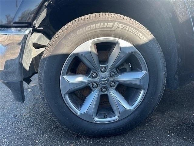 Photo of 2022 Diamond Black RAM 1500