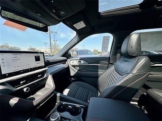 Photo of 2025 Black Metallic Ford Explorer