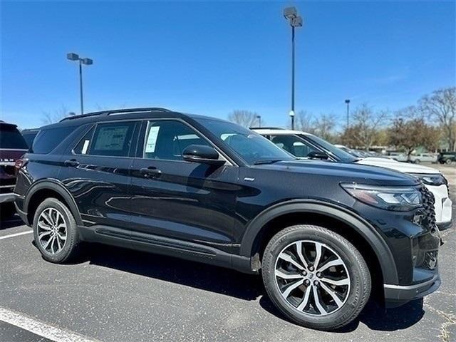 Photo of 2025 Black Metallic Ford Explorer
