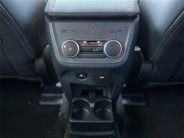 Photo of 2025 Black Metallic Ford Explorer